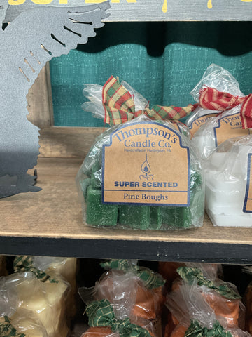 Thompson's Candle Co. Crumbles - Pine Boughs