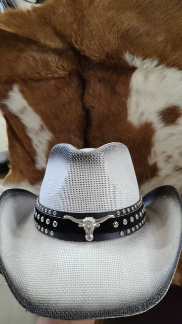 Fame White/Black Straw Steerhead Cowboy Hat